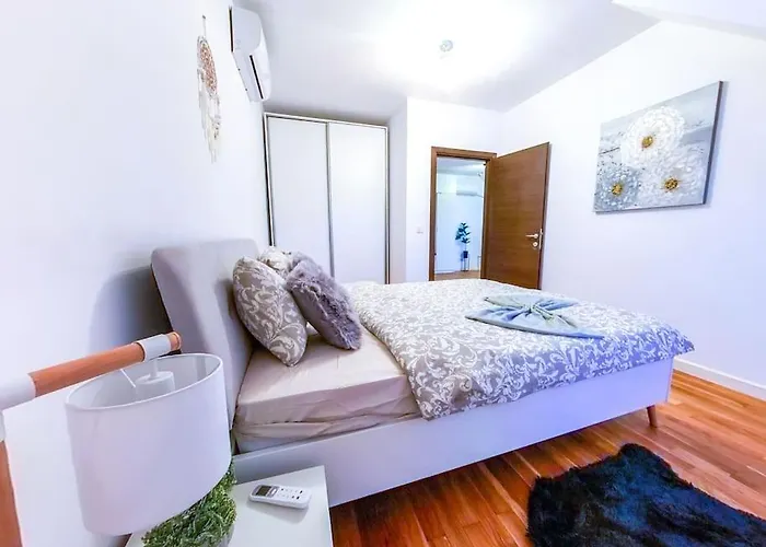 D Apartment