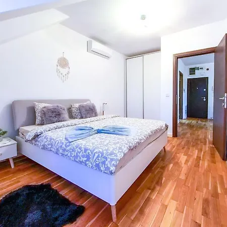 D Appartement Bucarest