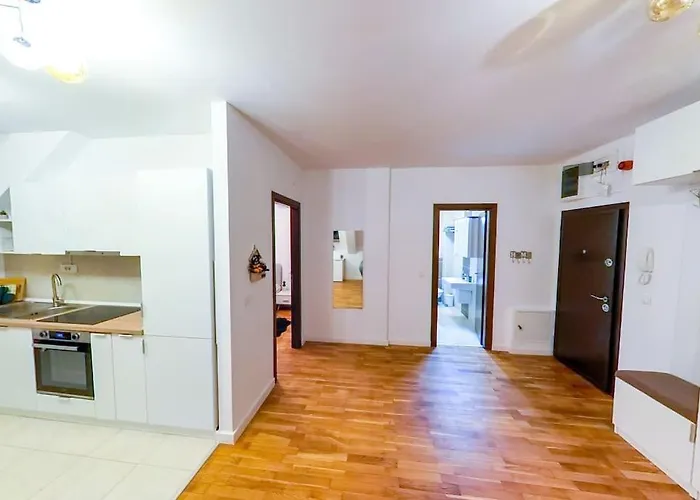 D *